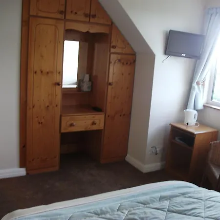 Hillcrest Bed and breakfast 3*